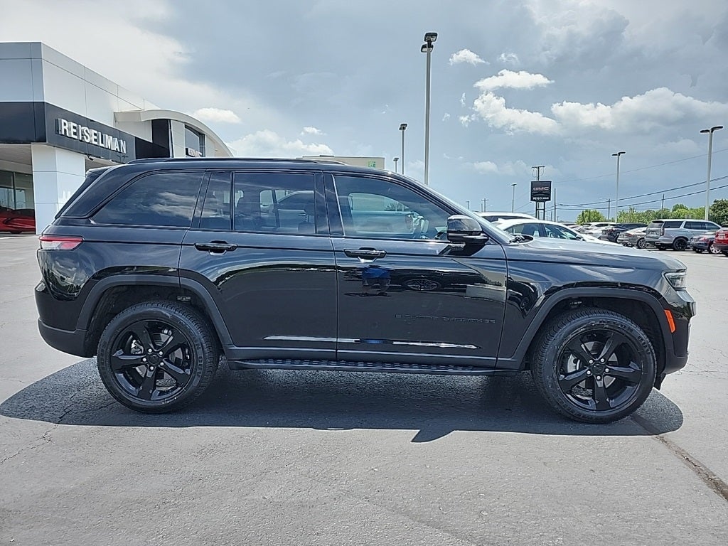 2023 Jeep Grand Cherokee Altitude