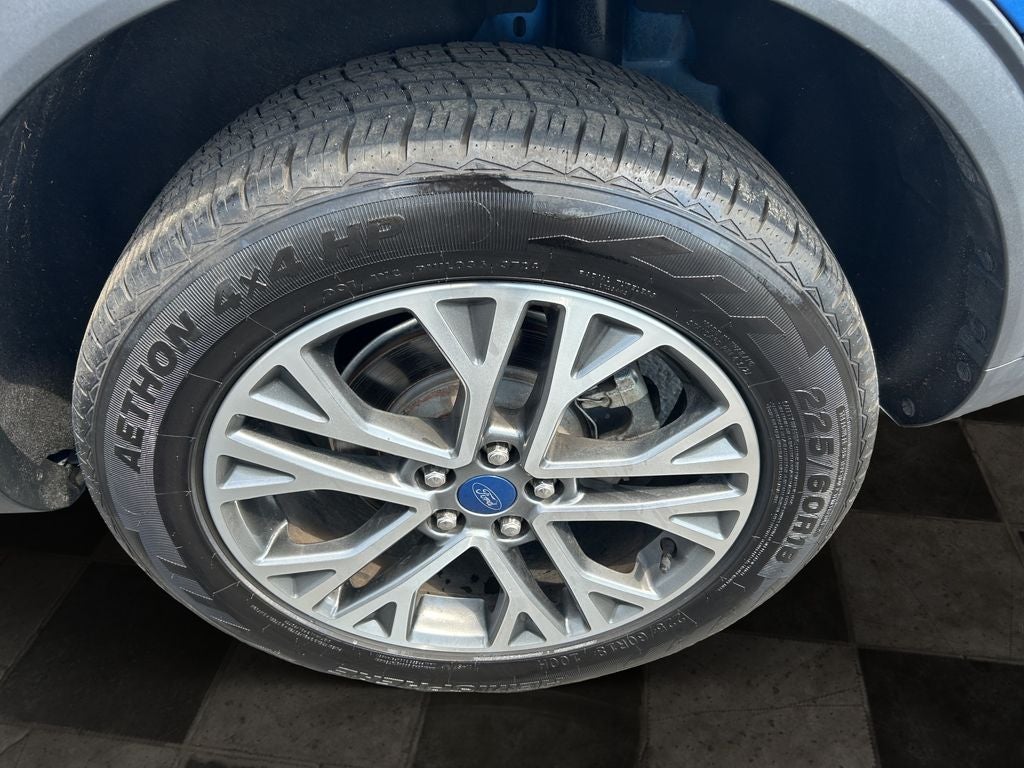 2022 Ford Escape SEL