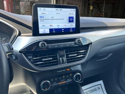2022 Ford Escape SEL