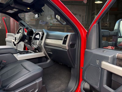 2022 Ford F-250SD Lariat