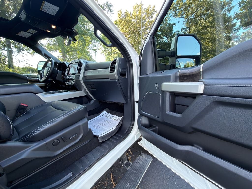 2022 Ford F-250SD Lariat