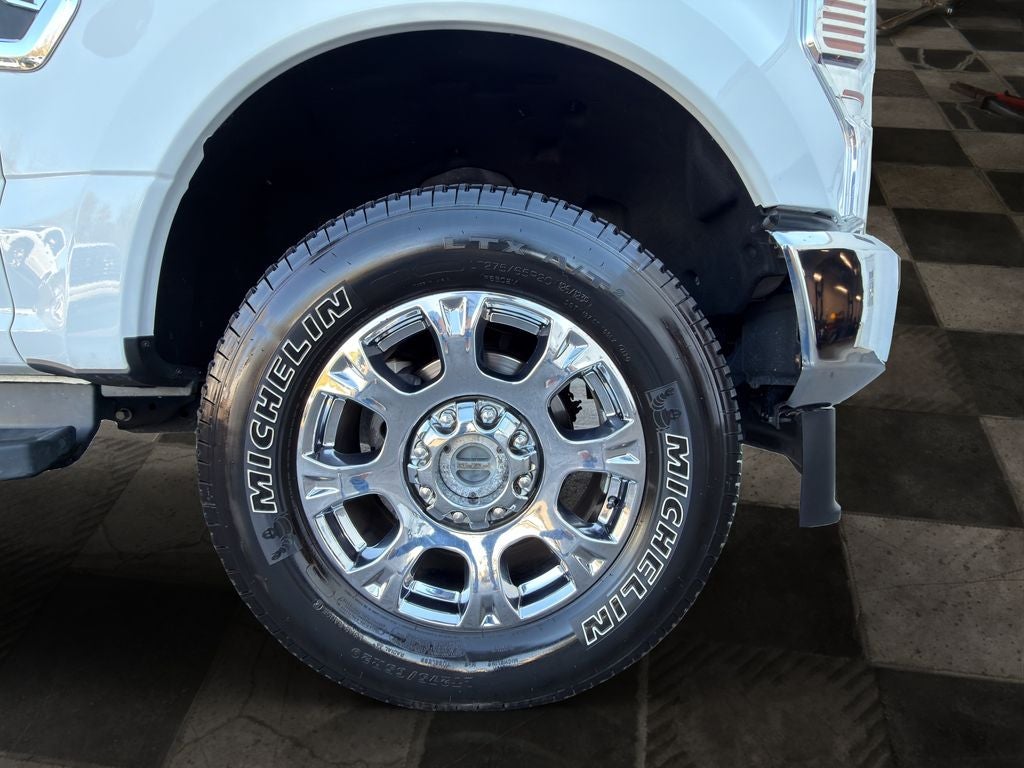 2022 Ford F-350SD Lariat