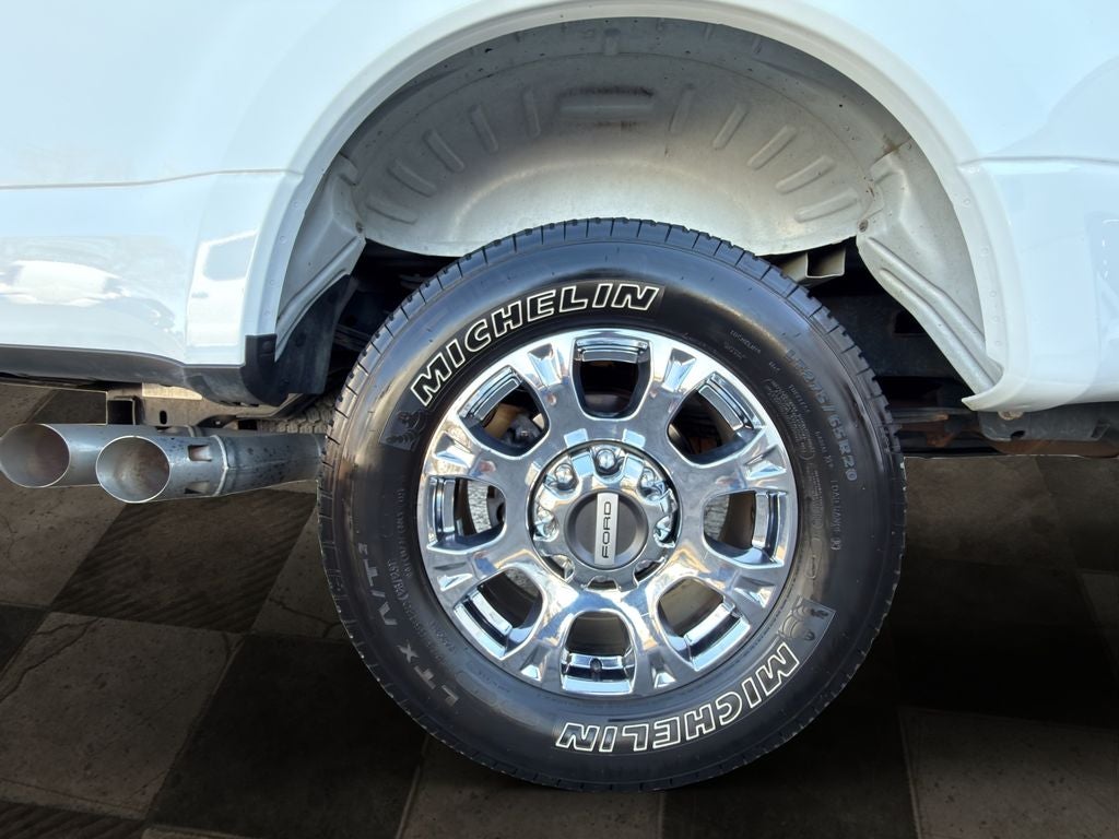 2022 Ford F-350SD Lariat