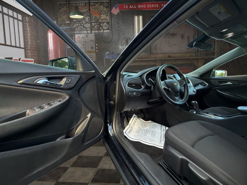 2020 Chevrolet Malibu LS 1LS