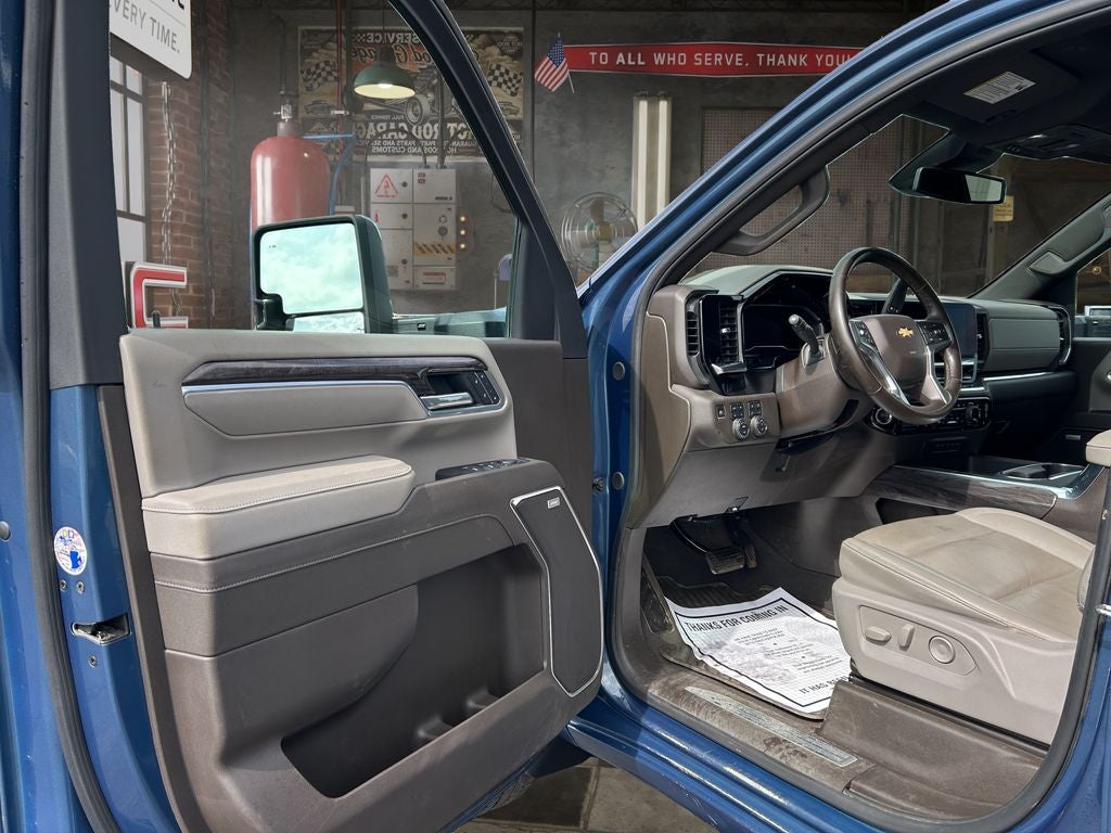 2025 Chevrolet Silverado 3500HD LTZ DRW