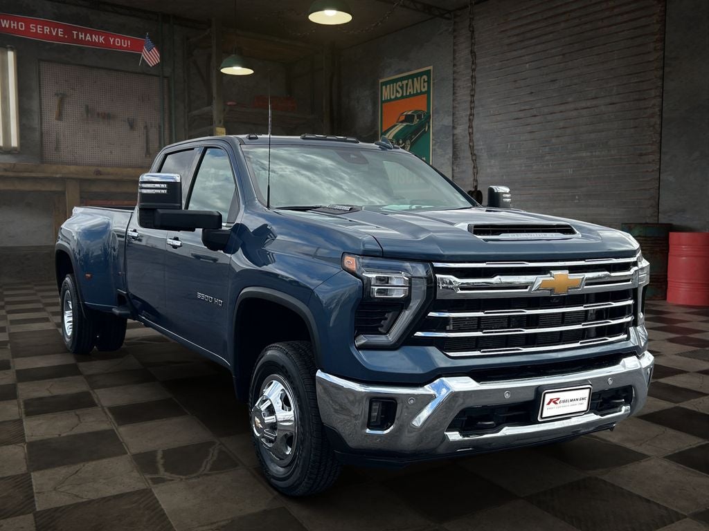 2025 Chevrolet Silverado 3500HD LTZ DRW