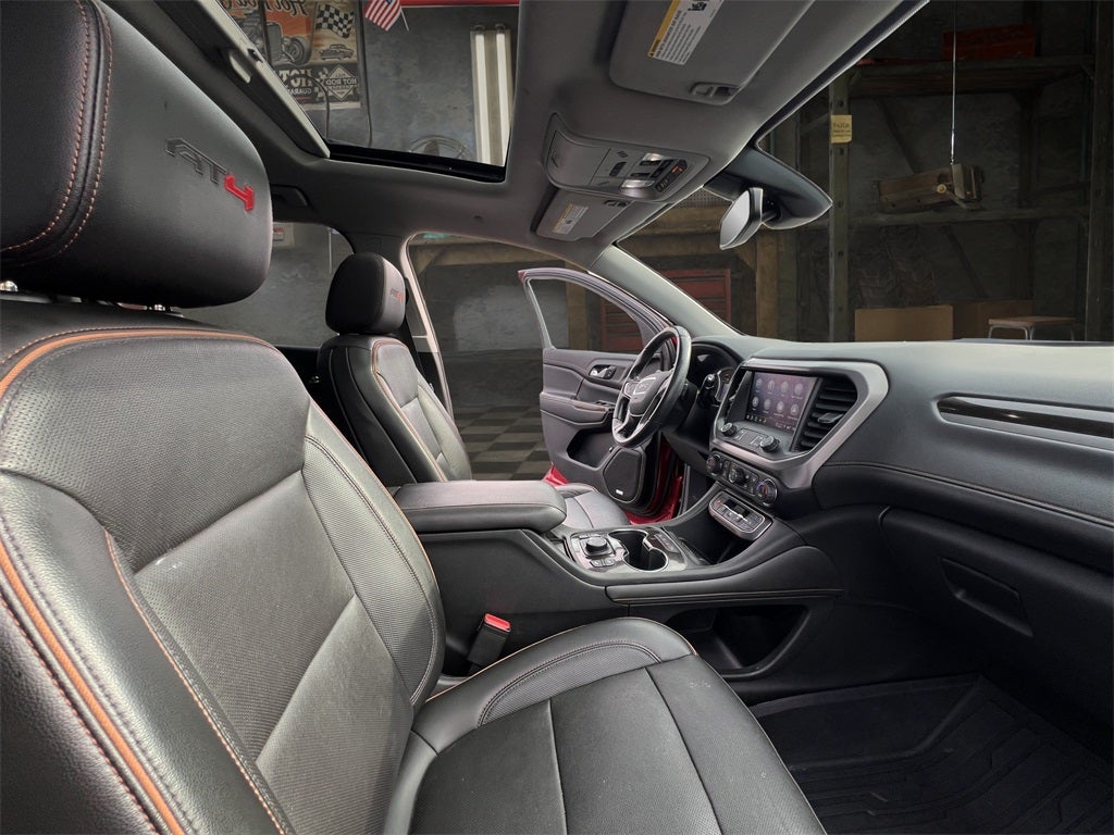 2021 GMC Acadia AT4