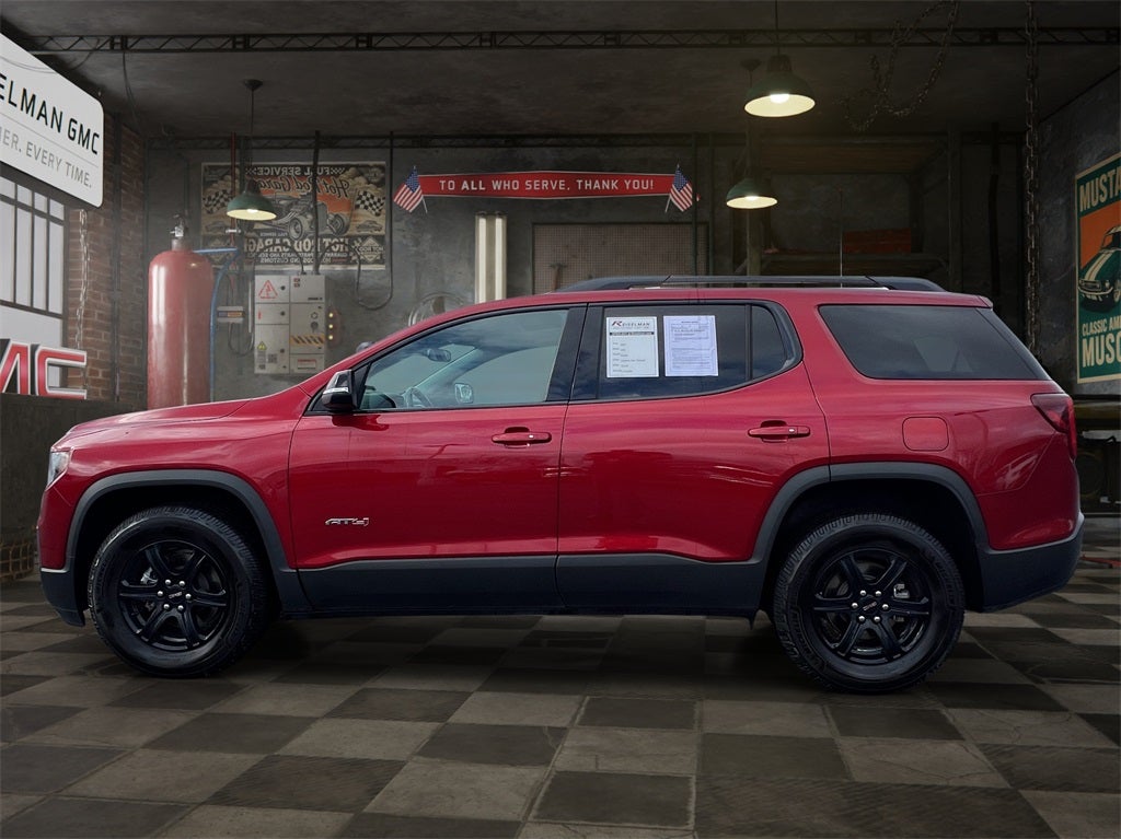 2021 GMC Acadia AT4