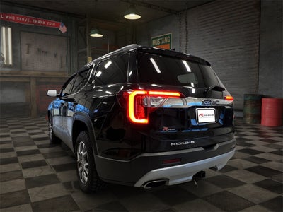 2021 GMC Acadia SLT