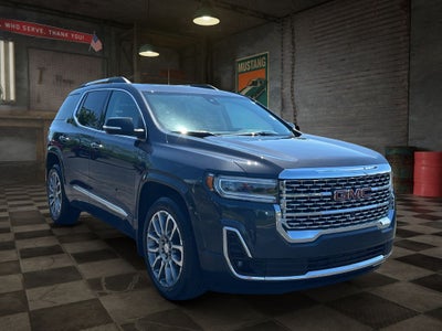 2023 GMC Acadia Denali