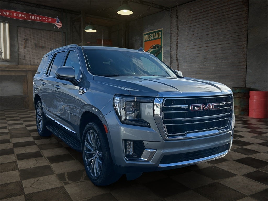 2023 GMC Yukon SLT