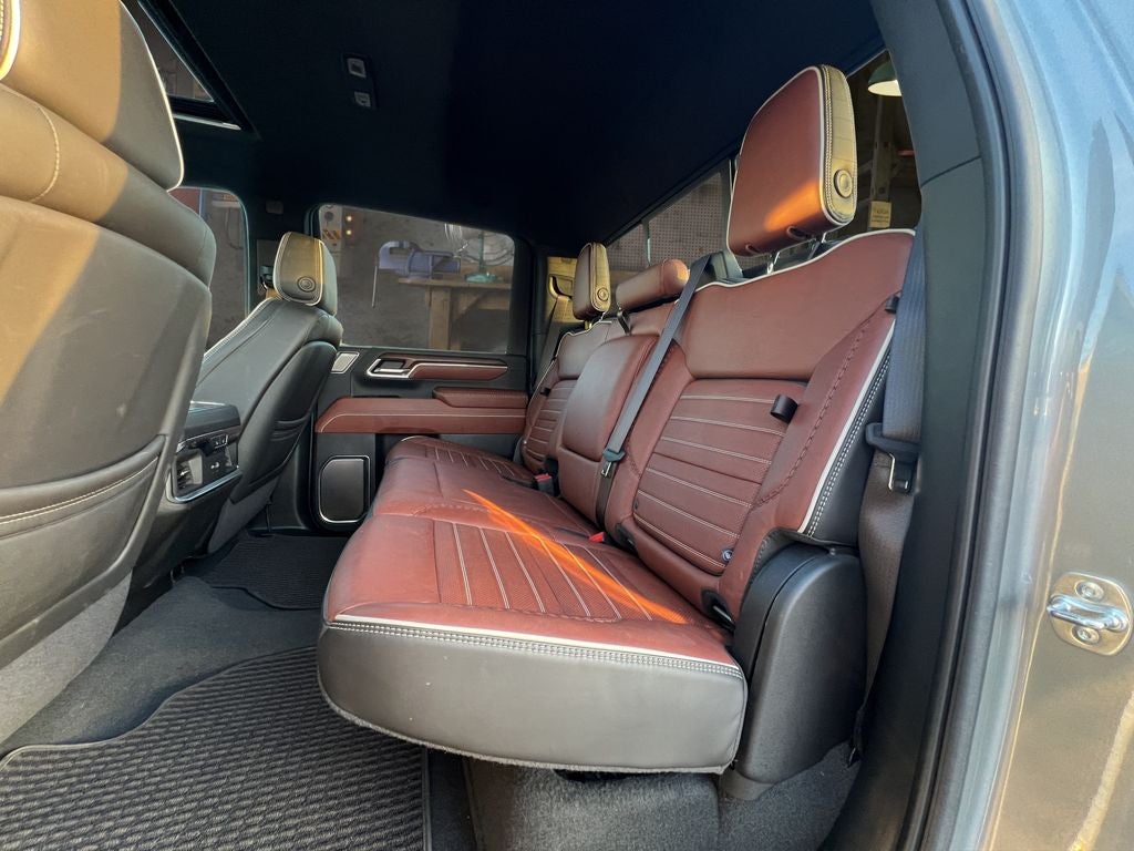 2025 GMC Sierra 2500HD Denali Ultimate