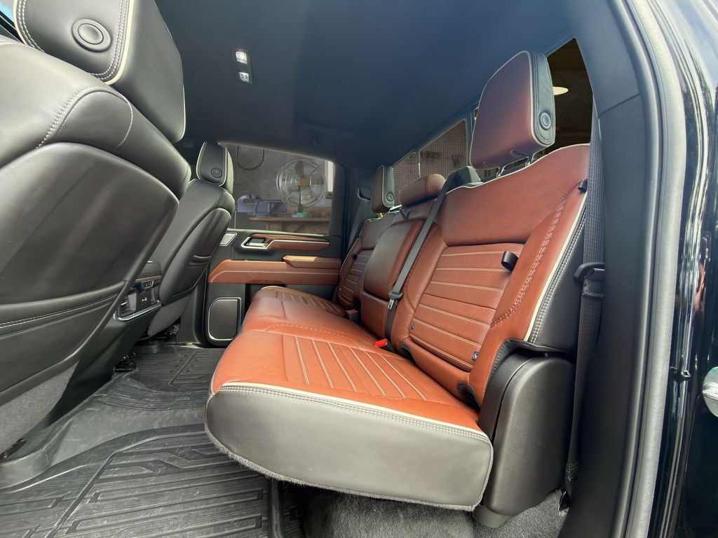 2025 GMC Sierra 3500HD Denali Ultimate