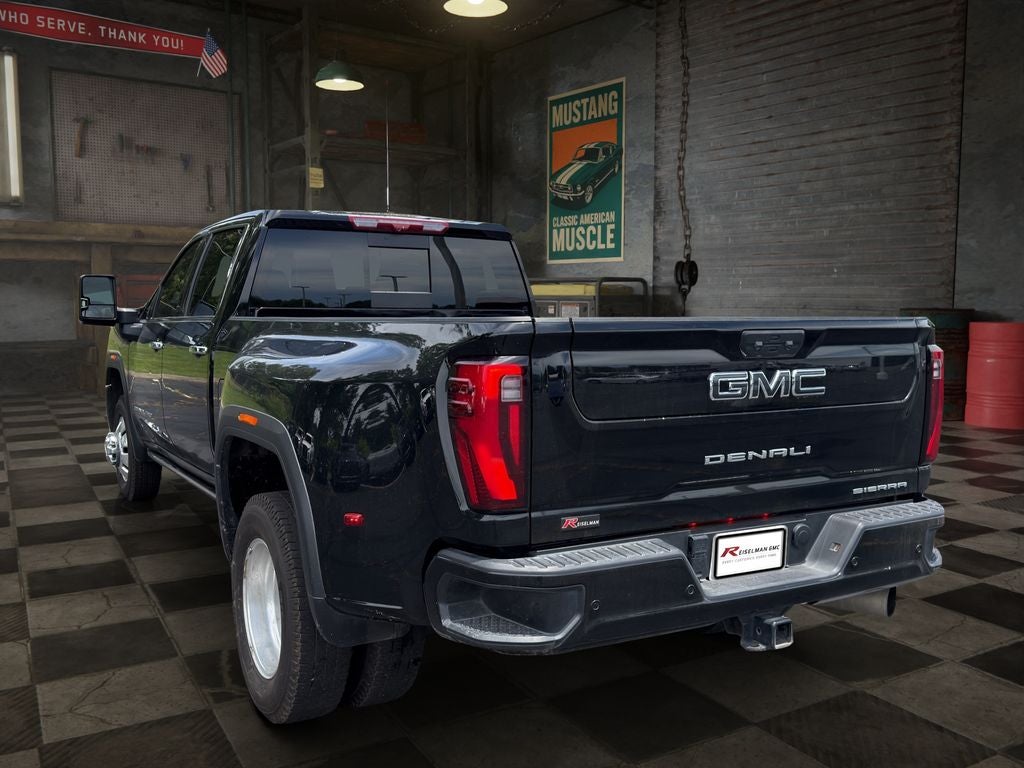 2025 GMC Sierra 3500HD Denali Ultimate