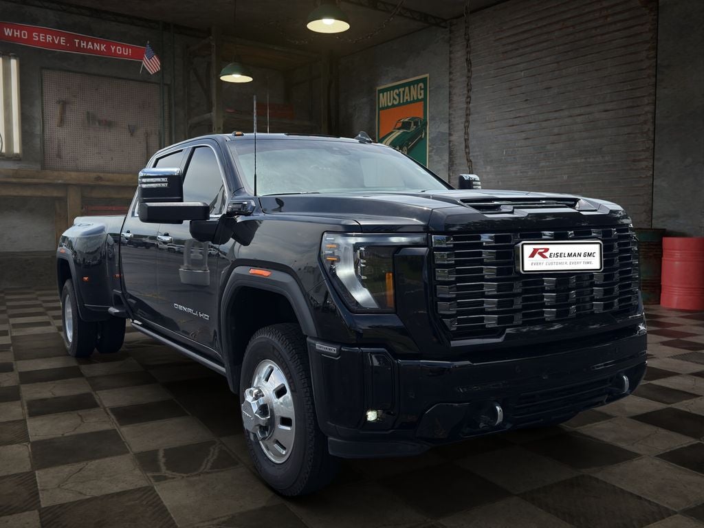 2025 GMC Sierra 3500HD Denali Ultimate