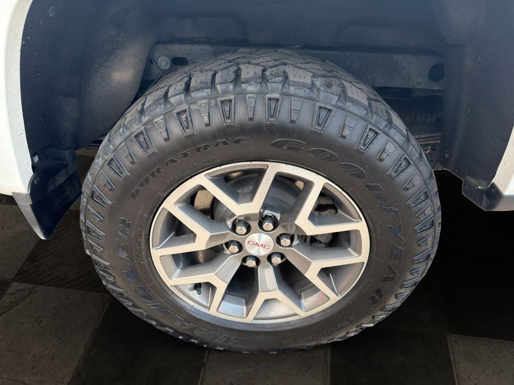 2022 GMC Canyon AT4 w/Cloth