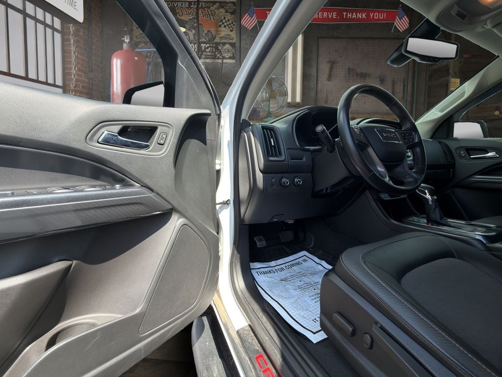 2022 GMC Canyon AT4 w/Cloth