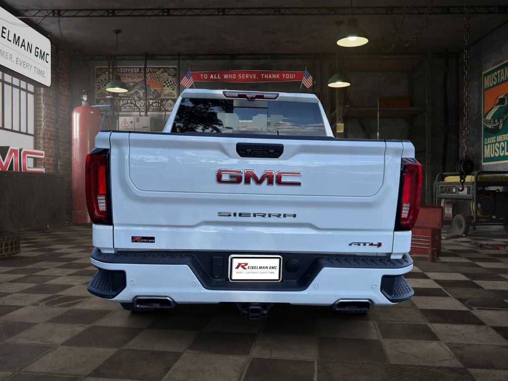 2022 GMC Sierra 1500 AT4