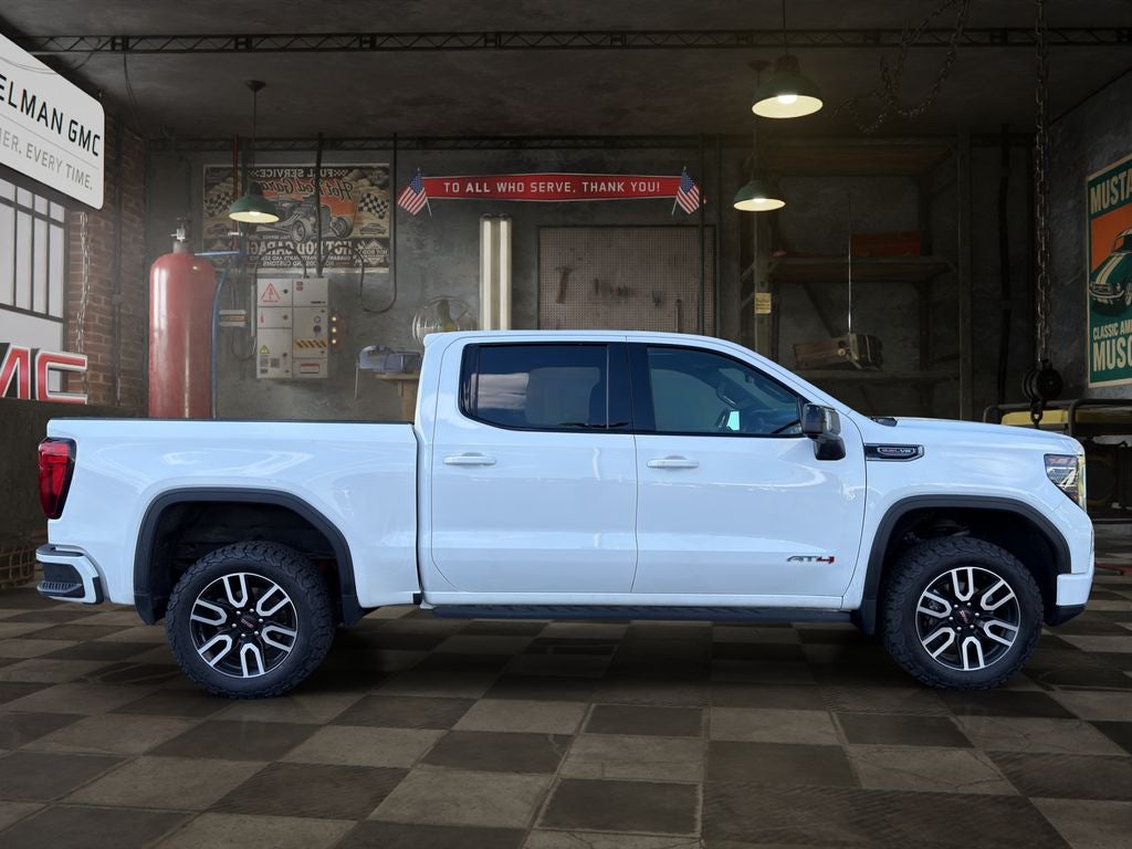 2022 GMC Sierra 1500 AT4