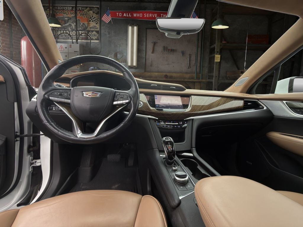 2021 Cadillac XT6 Premium Luxury