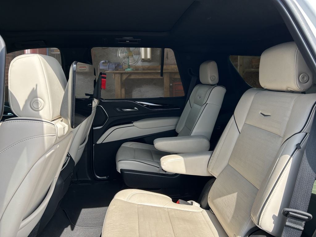 2021 Cadillac Escalade Sport