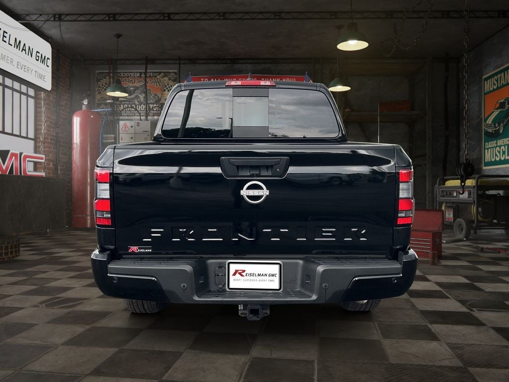 2025 Nissan Frontier SV