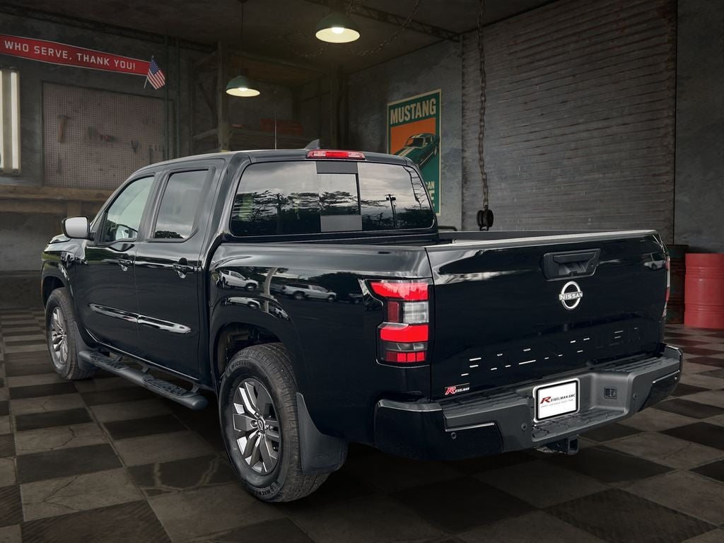 2025 Nissan Frontier SV
