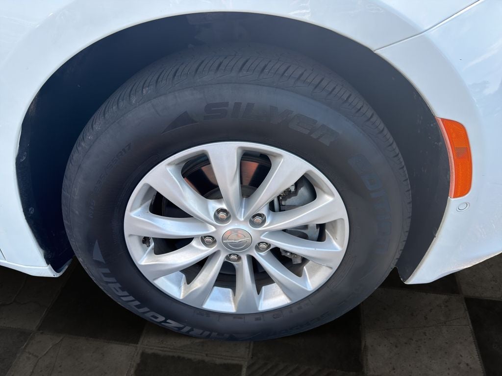 2018 Chrysler Pacifica Touring L Plus