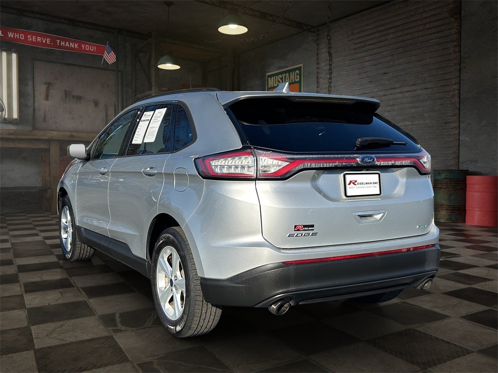 2016 Ford Edge SE