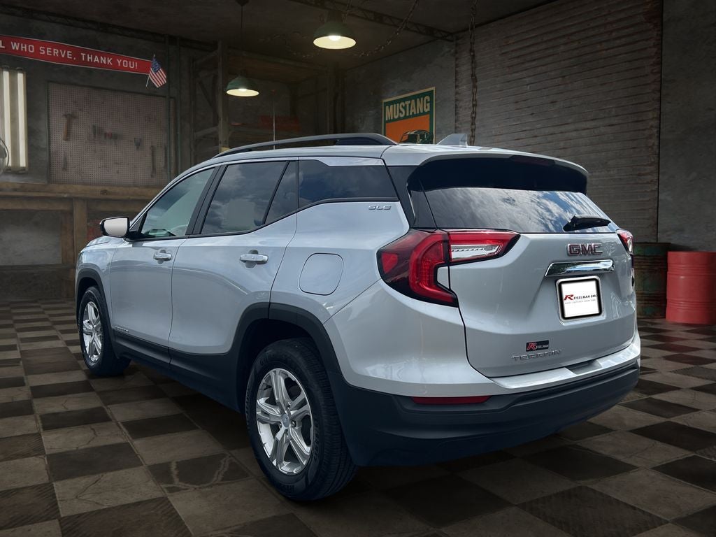 2022 GMC Terrain SLE