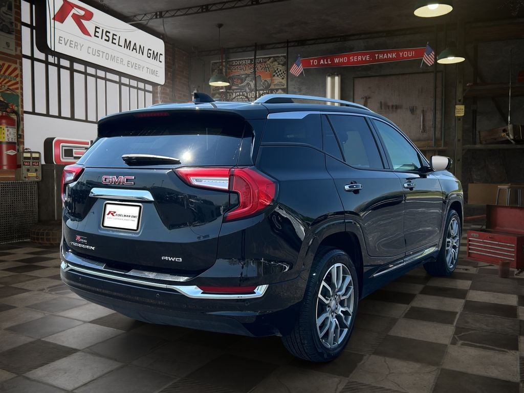 2024 GMC Terrain Denali