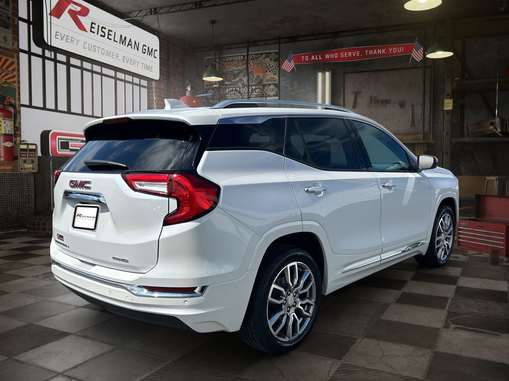 2023 GMC Terrain Denali