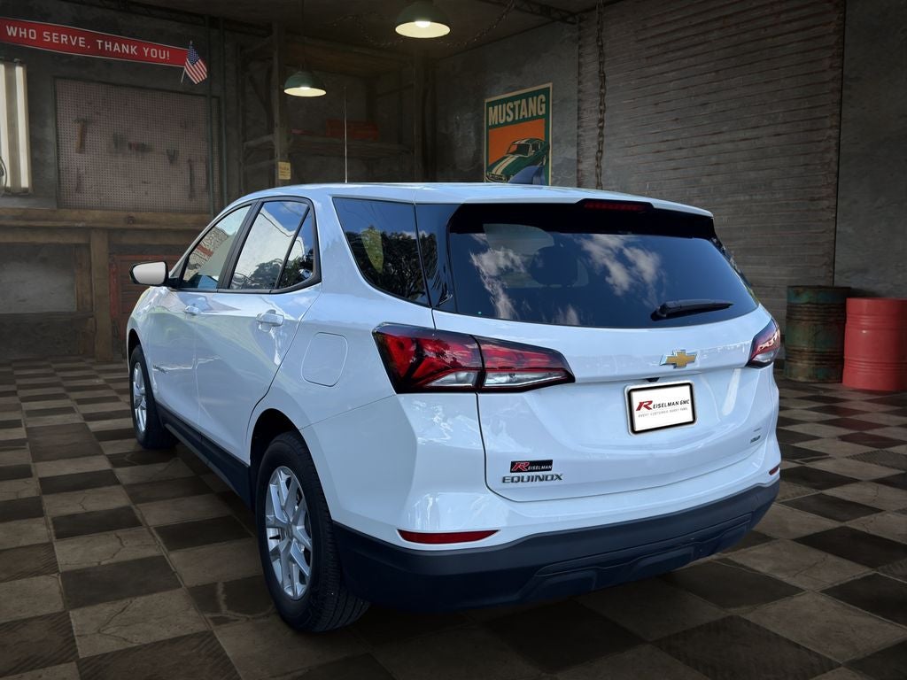 2023 Chevrolet Equinox LS