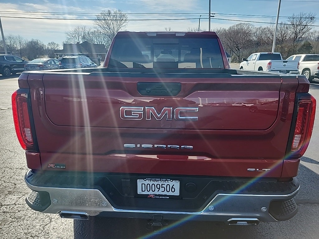2024 GMC Sierra 1500 SLT
