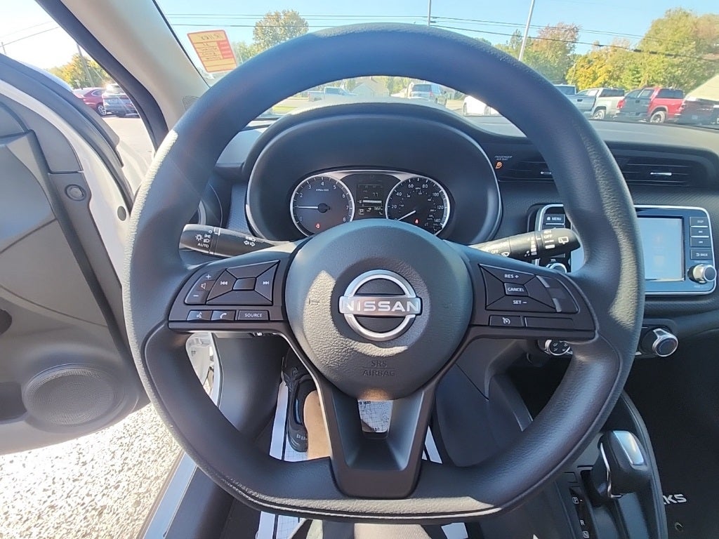 2025 Nissan Kicks Play S