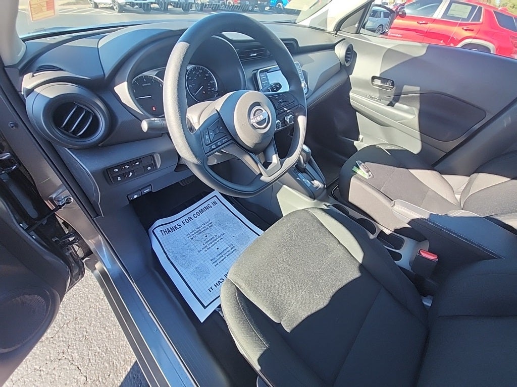 2025 Nissan Kicks Play S