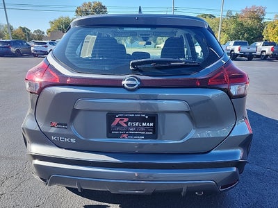 2025 Nissan Kicks Play S