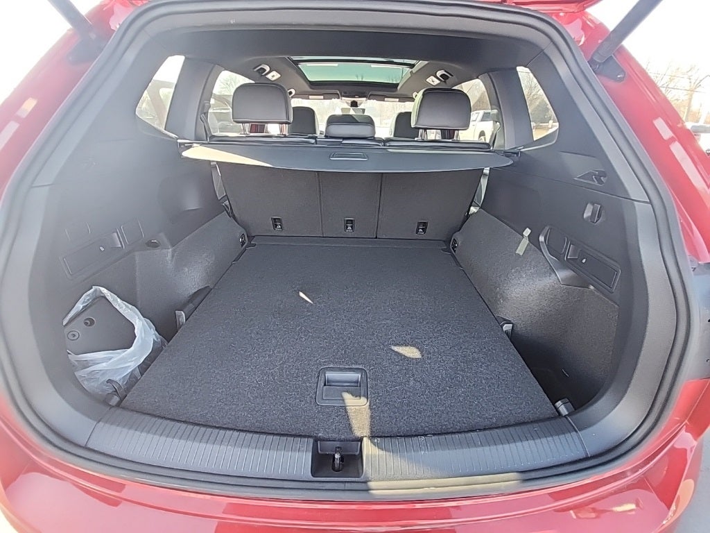 2024 Volkswagen Tiguan 2.0T SEL R-Line