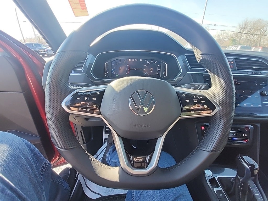 2024 Volkswagen Tiguan 2.0T SEL R-Line