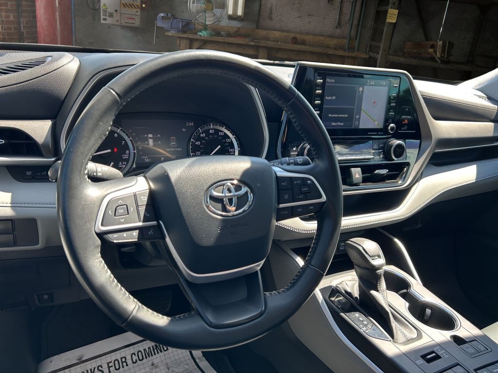 2022 Toyota Highlander XLE