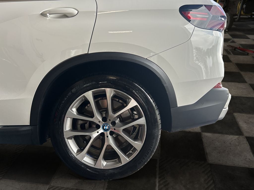 2025 BMW X5 xDrive50e