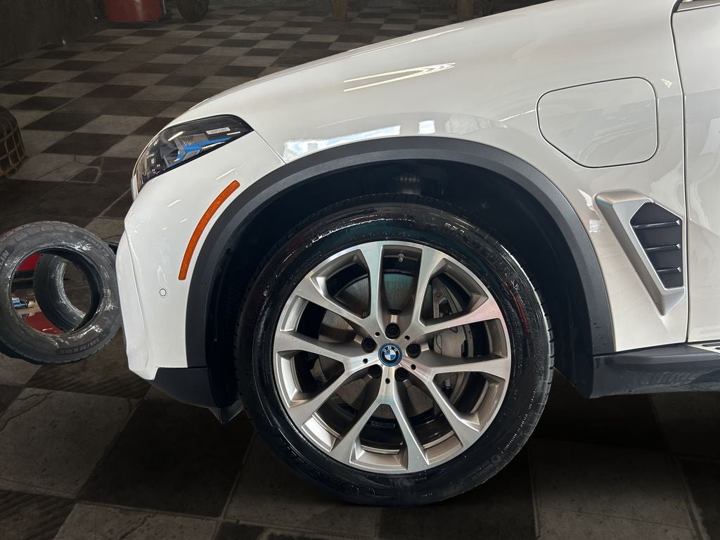 2025 BMW X5 xDrive50e
