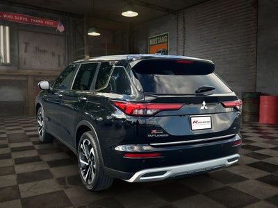 2022 Mitsubishi Outlander SE