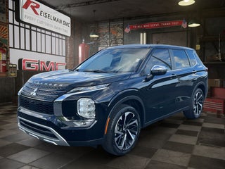 2022 Mitsubishi Outlander SE