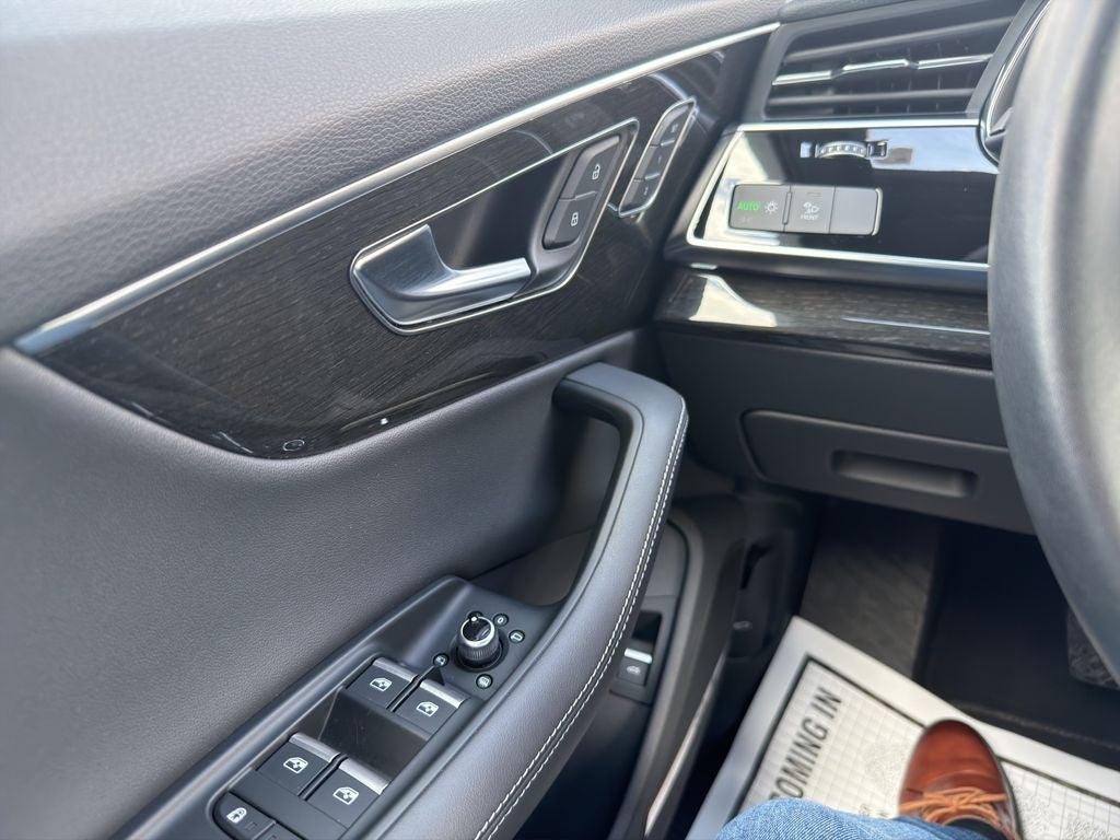 2025 Audi Q7 55 Premium Plus quattro