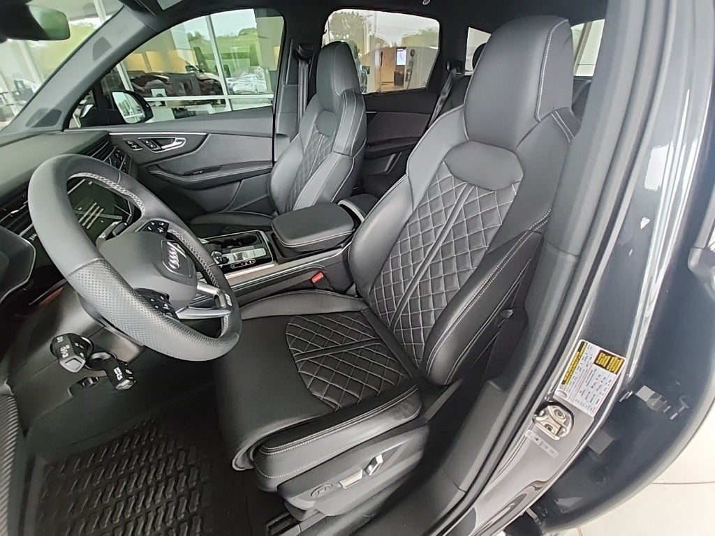 2025 Audi SQ7 Prestige quattro