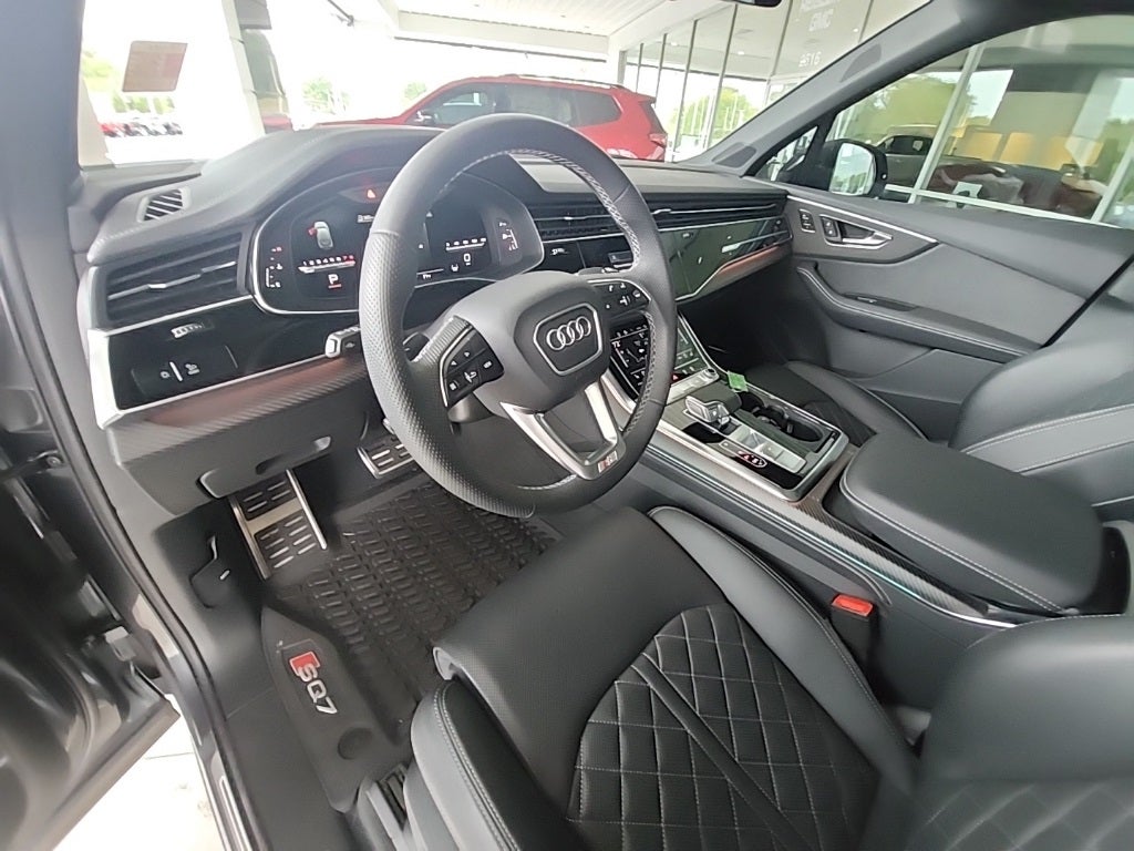2025 Audi SQ7 Prestige quattro