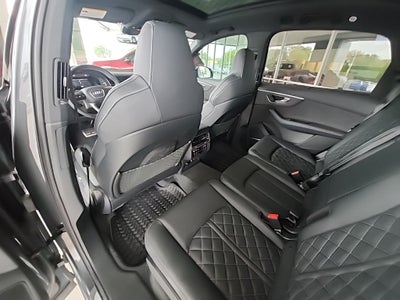 2025 Audi SQ7 Prestige quattro