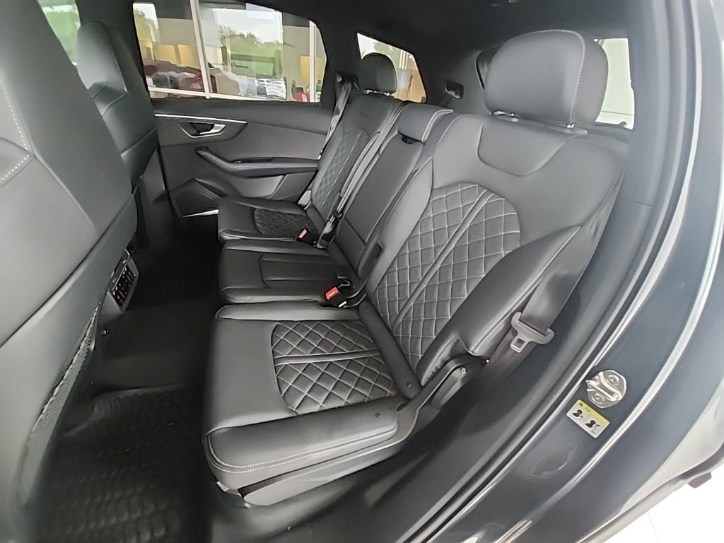 2025 Audi SQ7 Prestige quattro