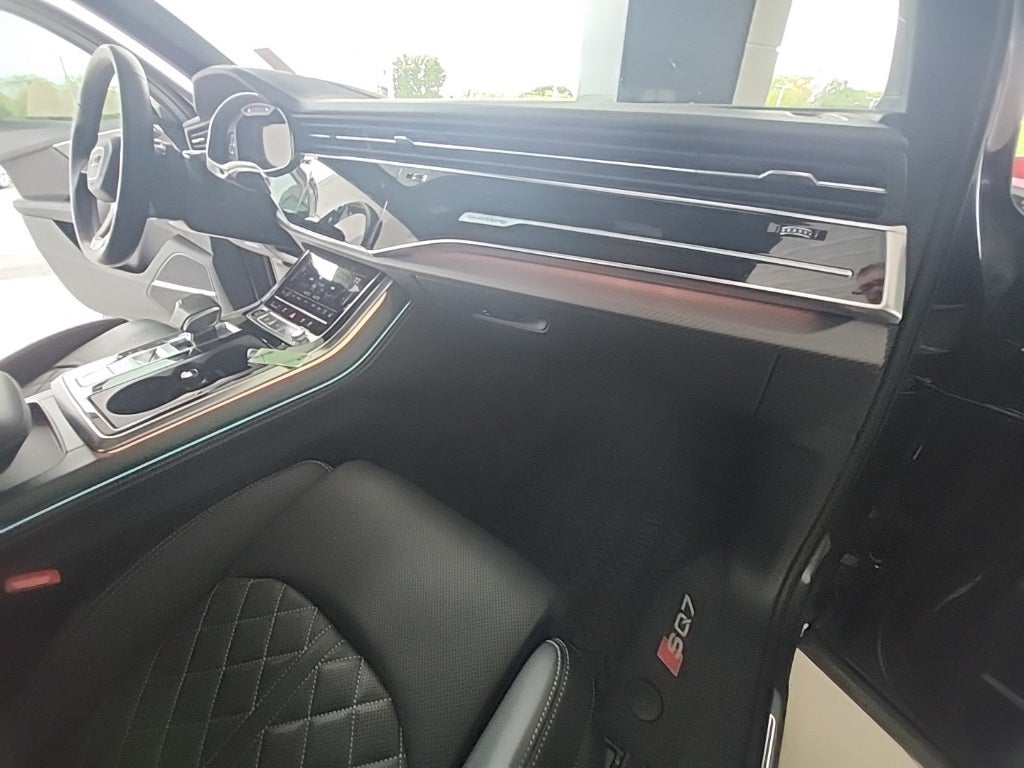 2025 Audi SQ7 Prestige quattro